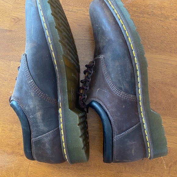 Dr. Martens Brown Oxford Mens Shoe main image 4